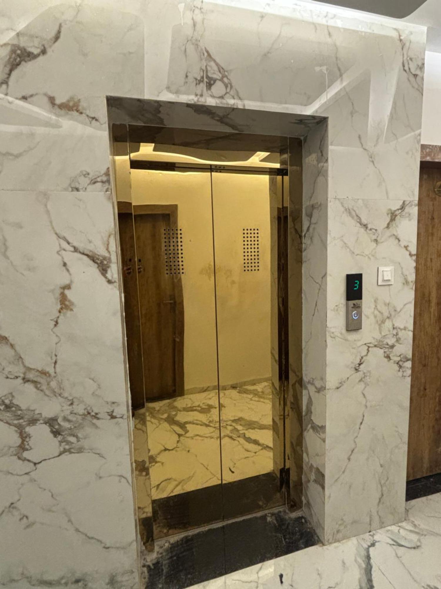 Hotel Vedicvista Индор Екстериор снимка